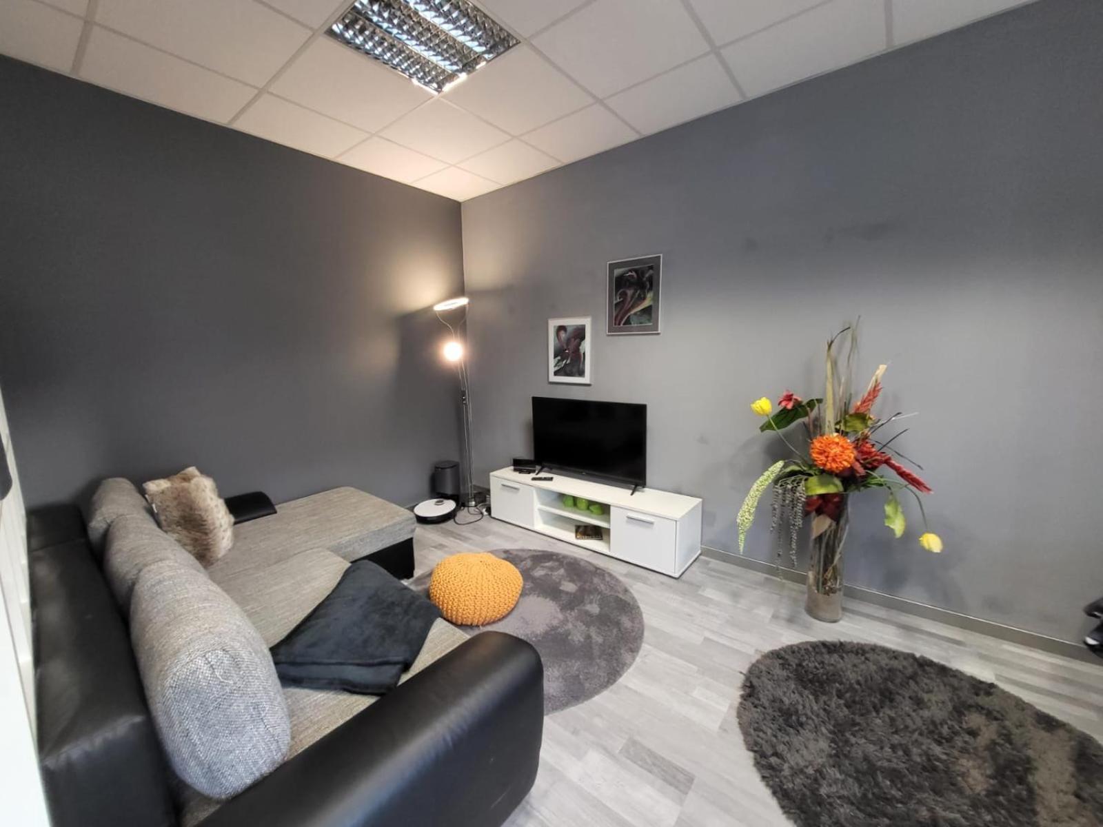 2 Mit Gemeinschaftsraeumen, Tiefgarage Appartement *