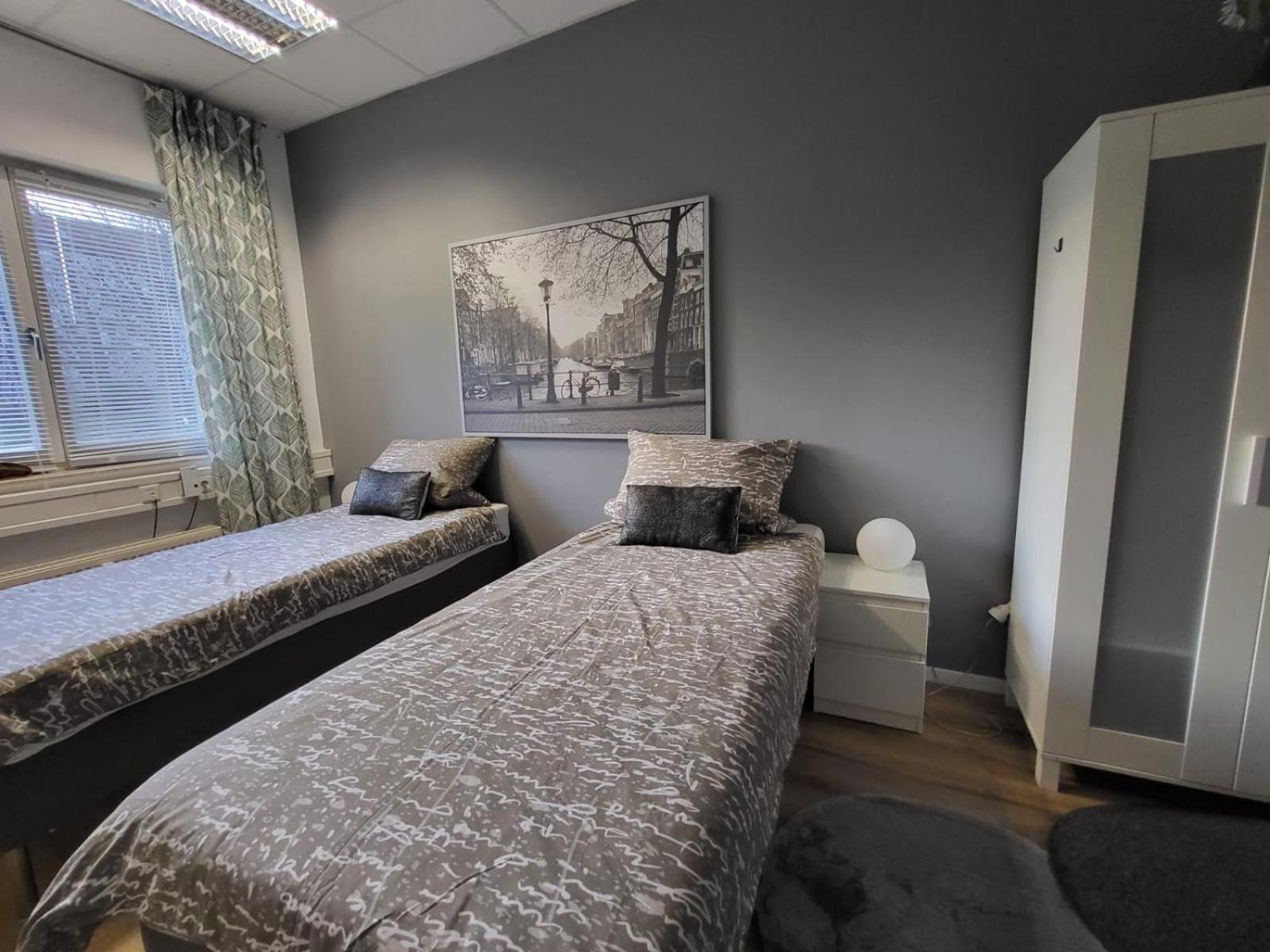 Appartement 2 Mit Gemeinschaftsraeumen, Tiefgarage Leipzig